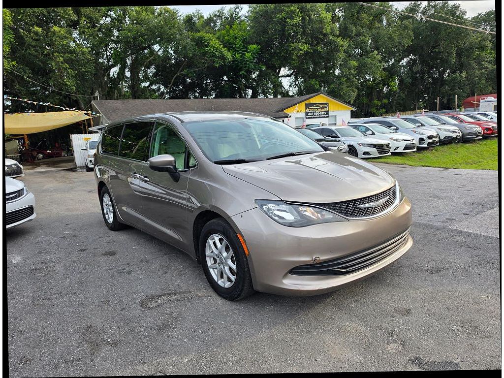 2017 Chrysler Pacifica Touring
