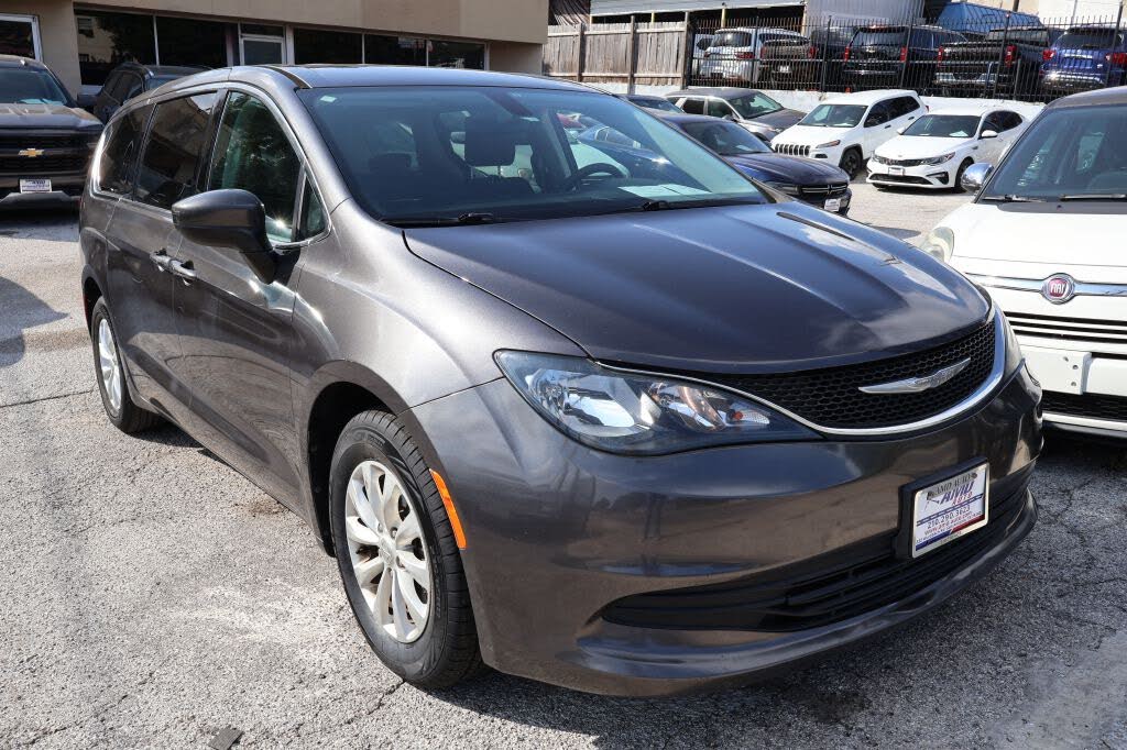2017 Chrysler Pacifica Touring