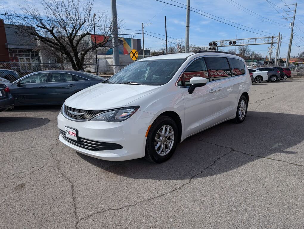 2020 Chrysler Voyager LXi Fleet