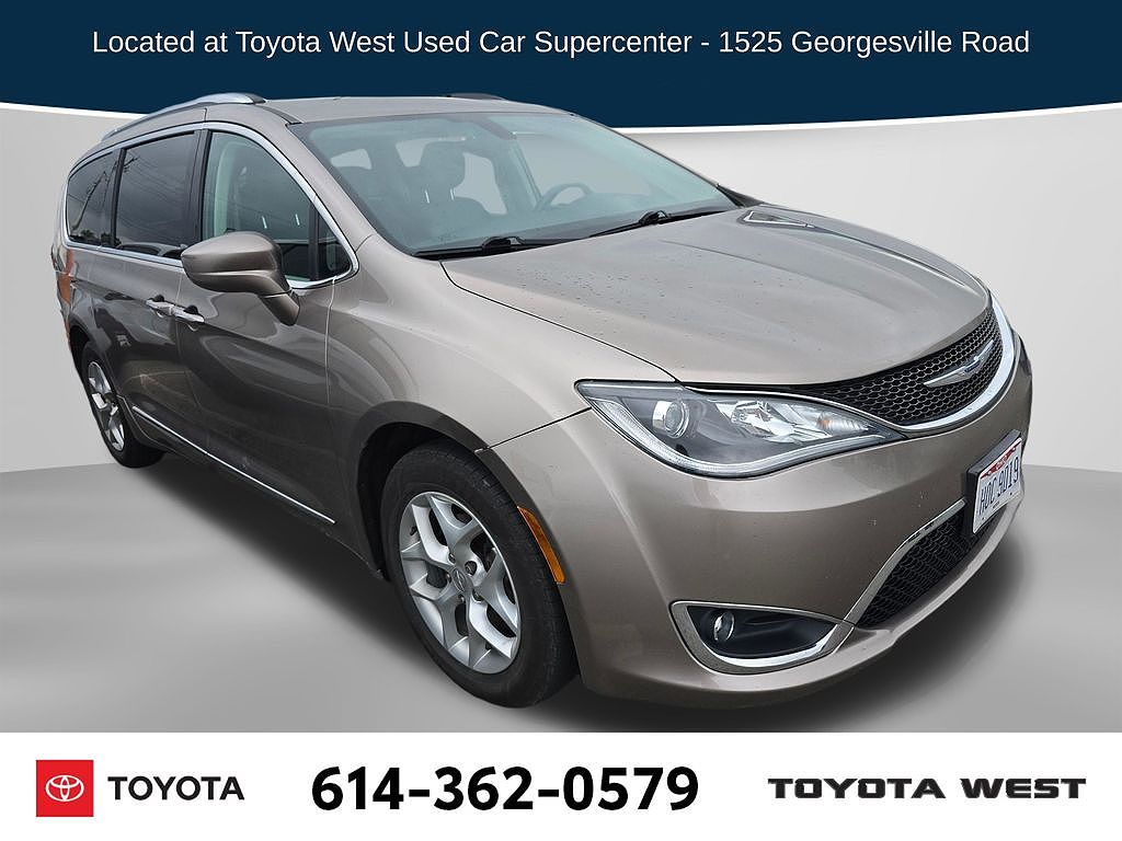 2017 Chrysler Pacifica Touring-L Plus
