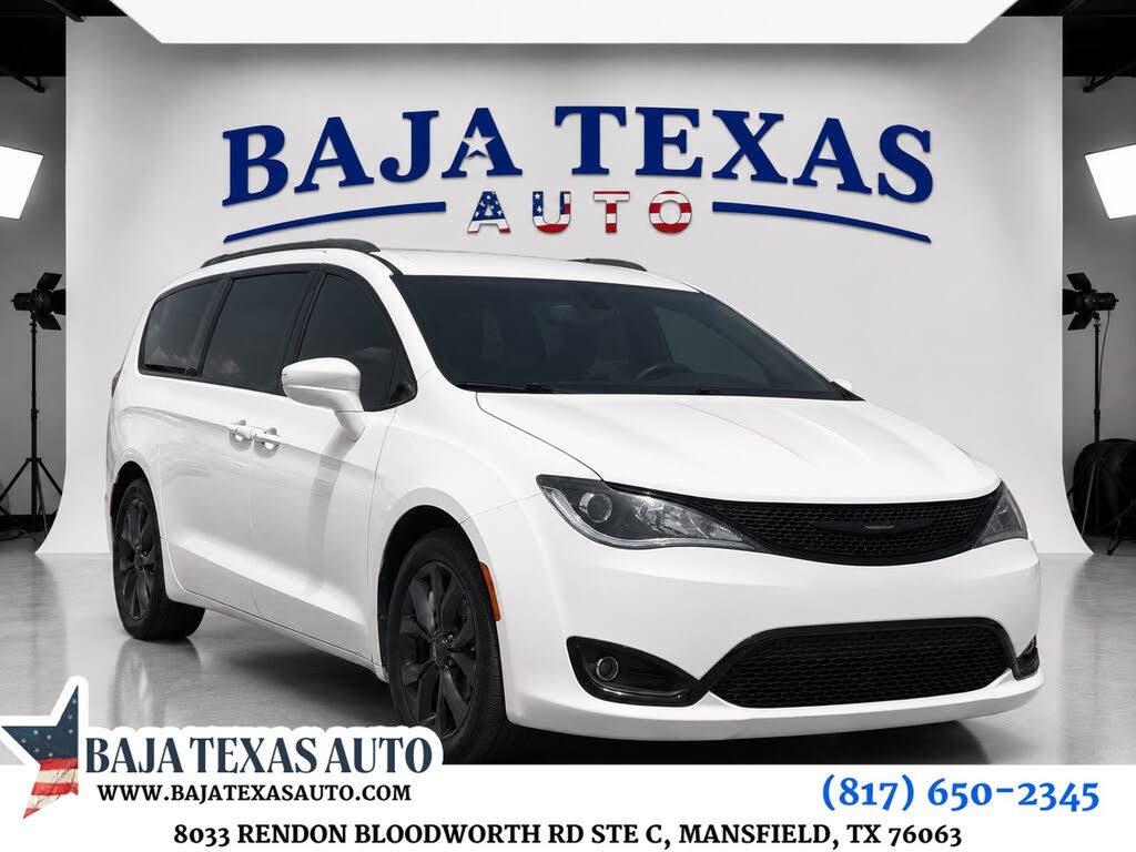 2018 Chrysler Pacifica Touring L Plus