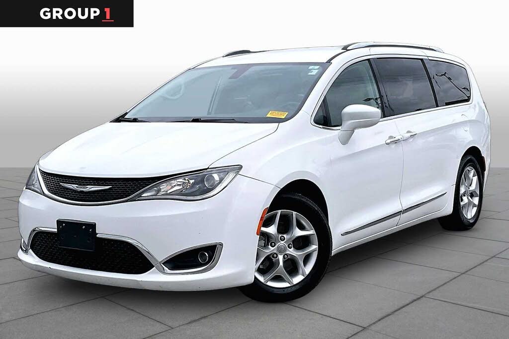 2020 Chrysler Pacifica Touring L Plus