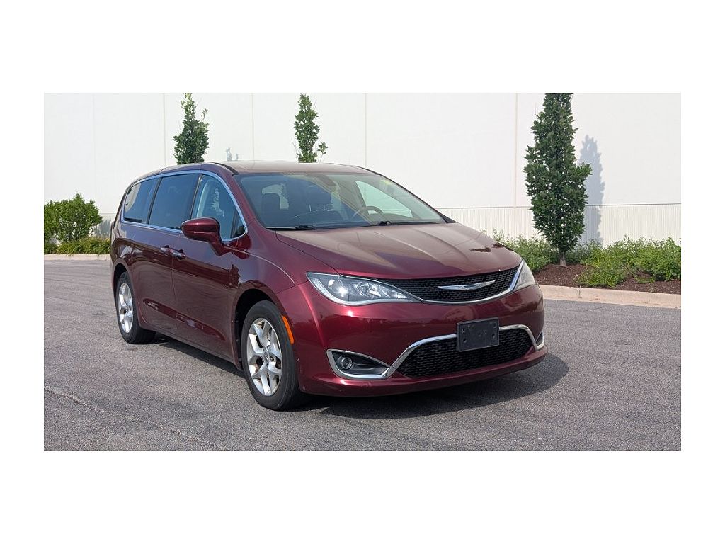 2018 Chrysler Pacifica Touring Plus