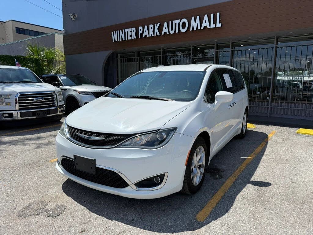 2018 Chrysler Pacifica Touring Plus