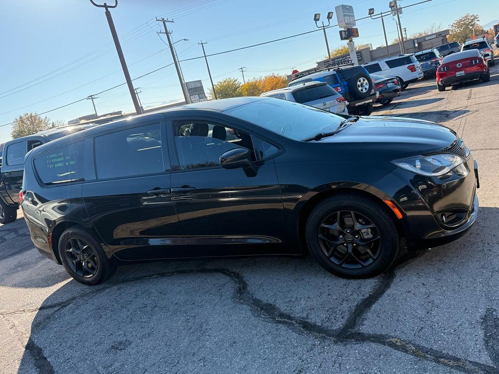 2018 Chrysler Pacifica Touring Plus