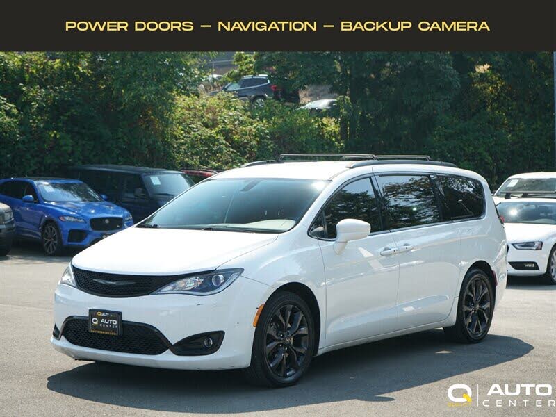 2018 Chrysler Pacifica Touring Plus
