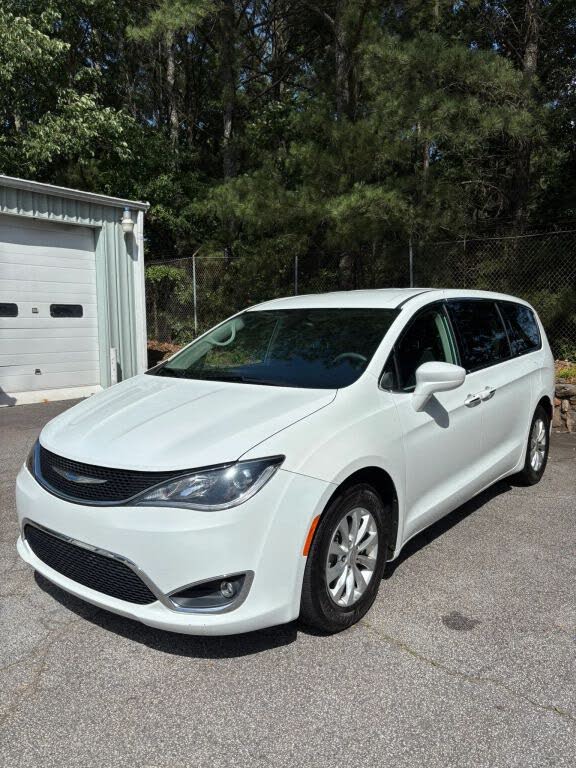 2018 Chrysler Pacifica Touring Plus