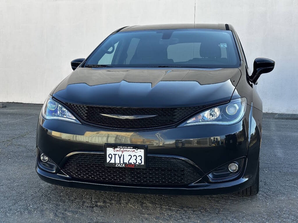 2018 Chrysler Pacifica Touring Plus