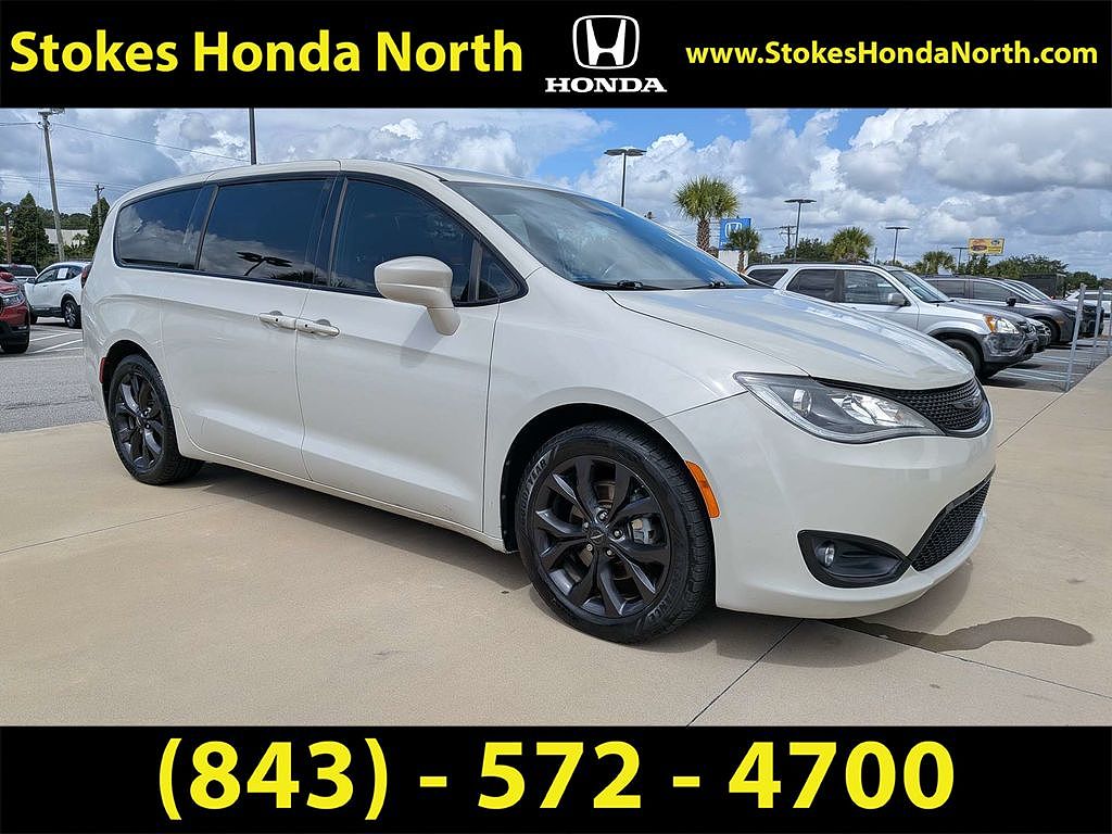 2020 Chrysler Pacifica Touring