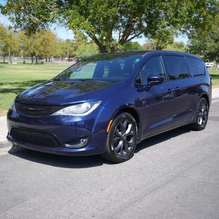 2018 Chrysler Pacifica Touring Plus