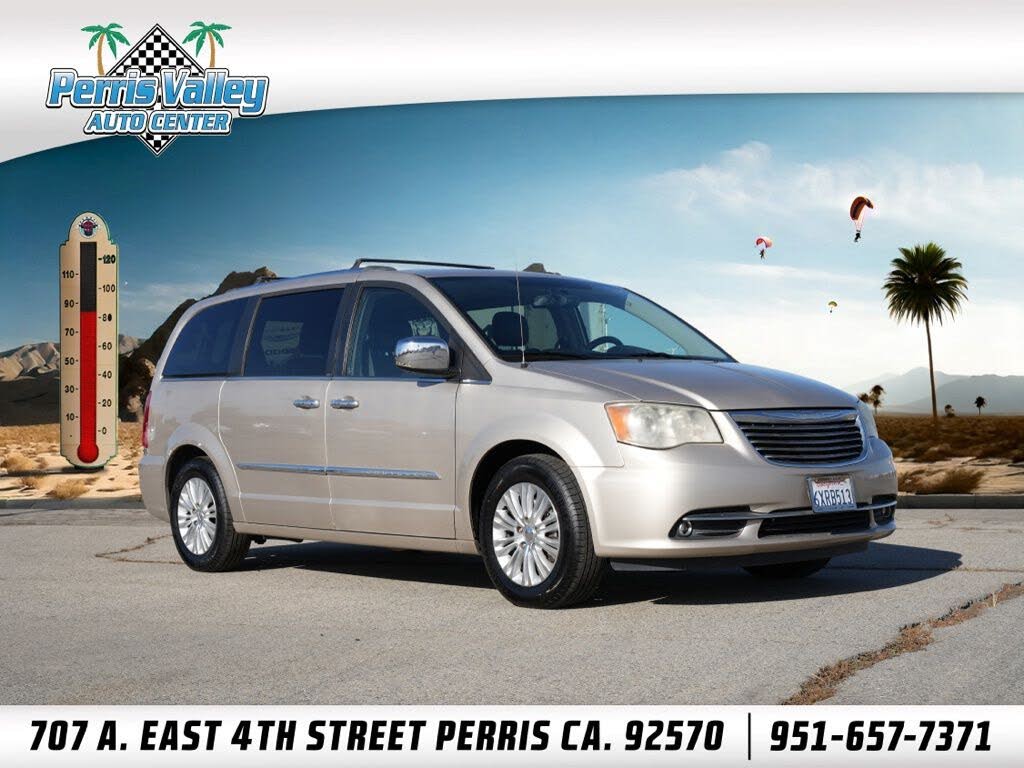 2012 Chrysler Town and Country Limited