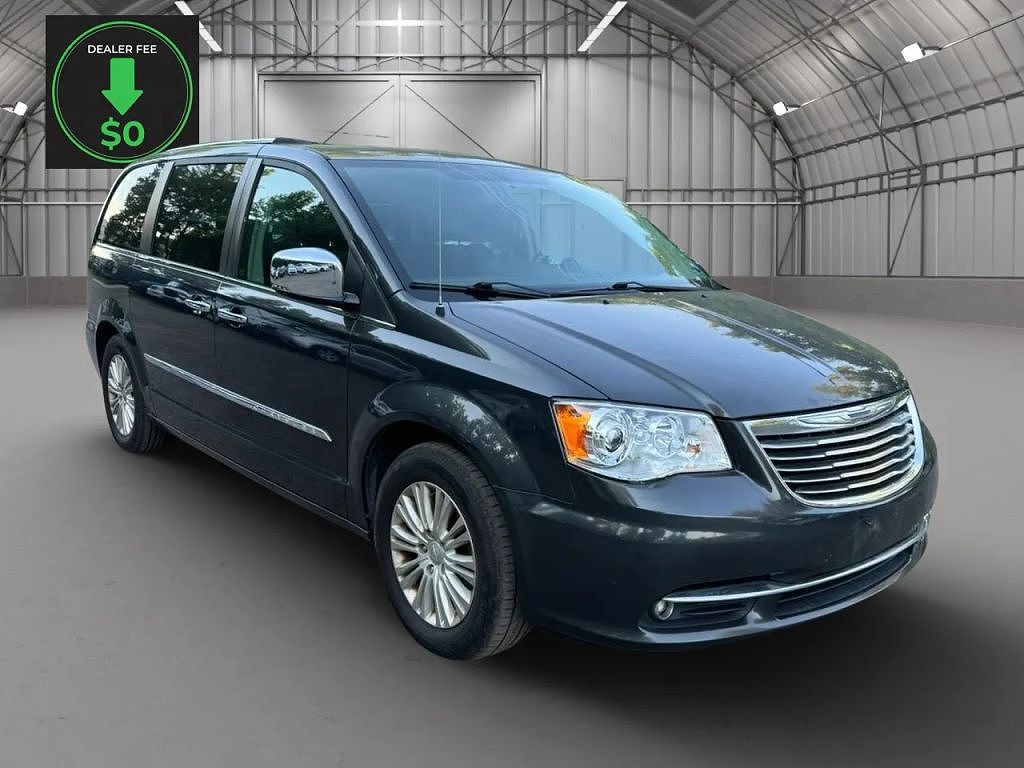2012 Chrysler Town & Country Limited