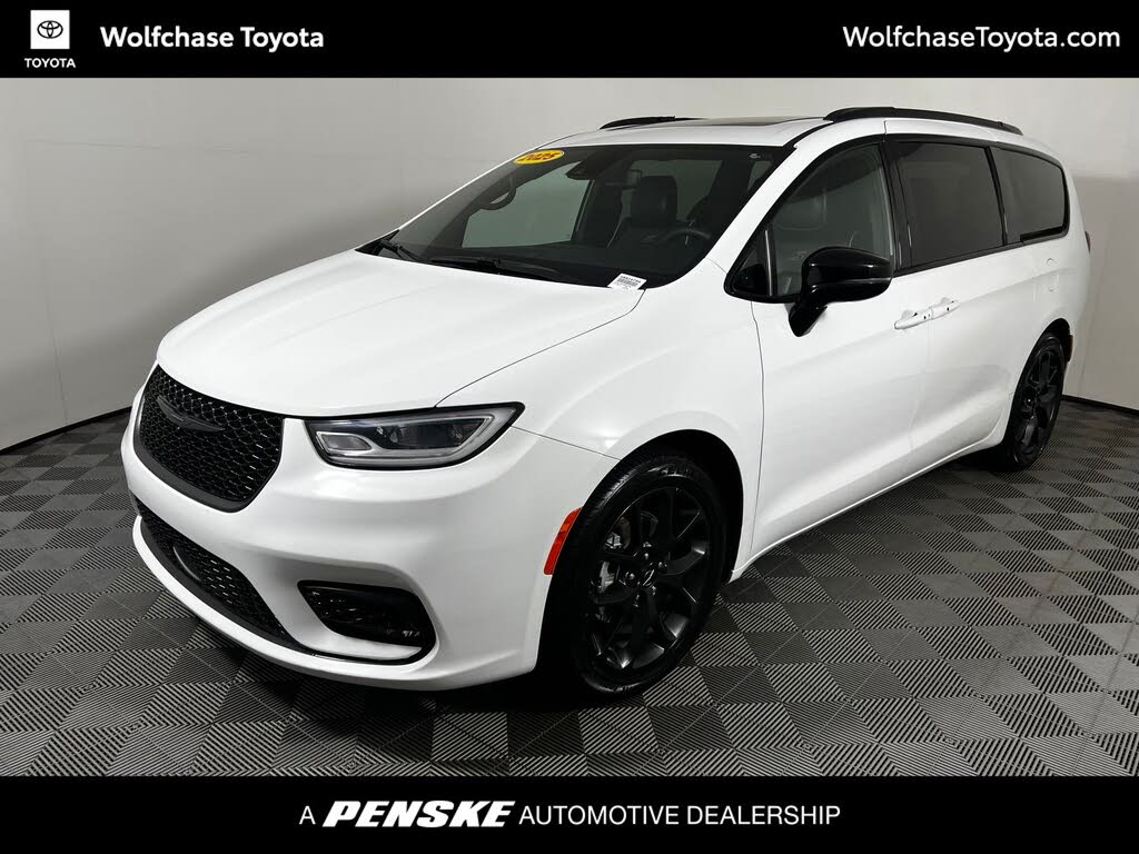 2025 Chrysler Pacifica Limited