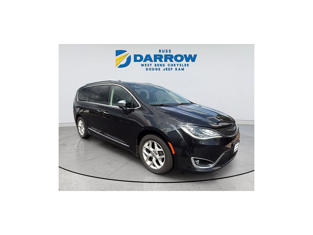 2020 Chrysler Pacifica Red S