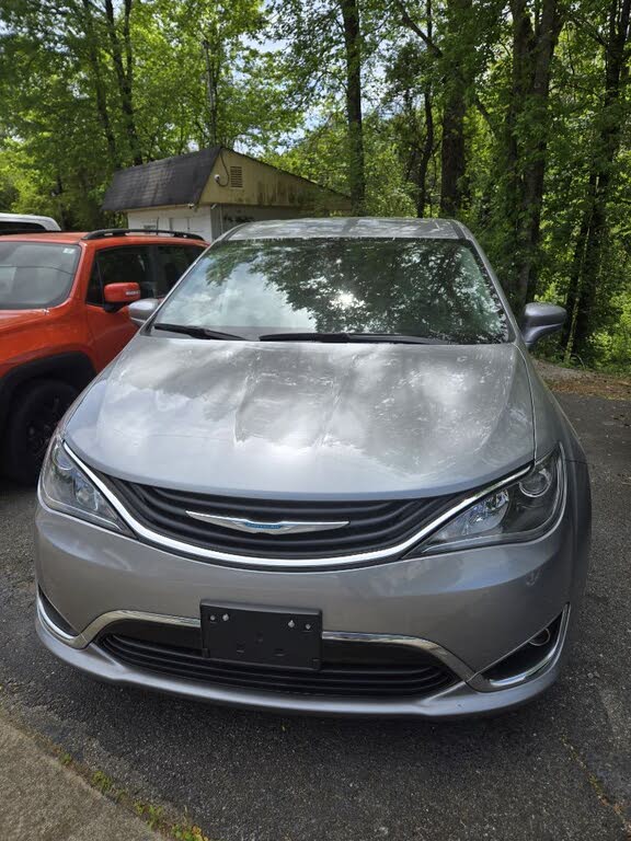 2017 Chrysler Pacifica Hybrid Touring Plus Fleet