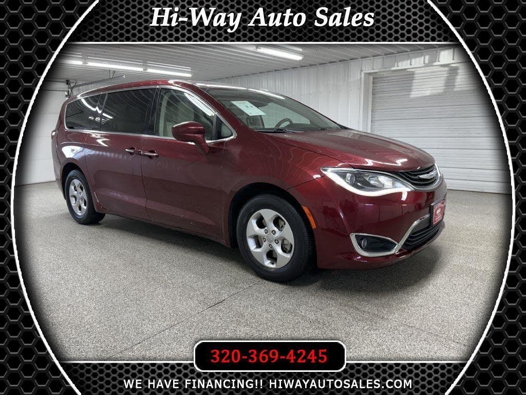 2018 Chrysler Pacifica Hybrid Touring Plus