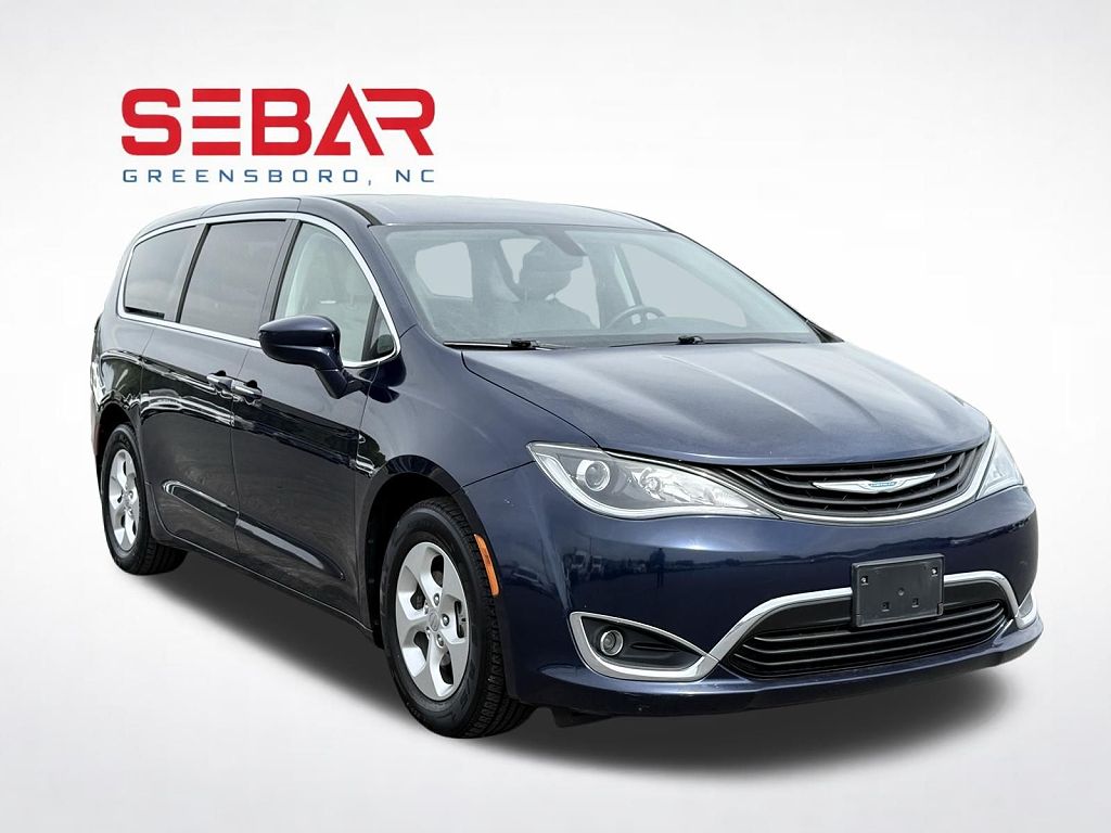 2018 Chrysler Pacifica Hybrid Touring Plus