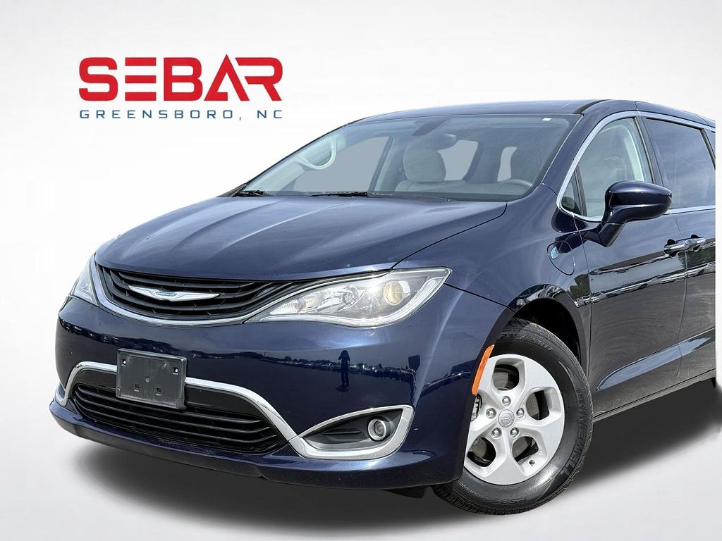2018 Chrysler Pacifica Hybrid Touring Plus