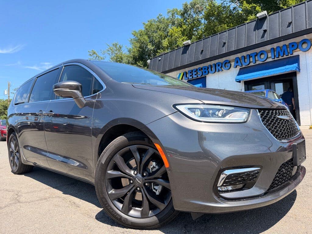 2022 Chrysler Pacifica Hybrid Hybrid Touring L