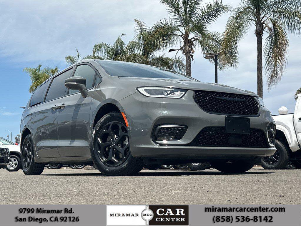 2022 Chrysler Pacifica Hybrid Hybrid Touring L