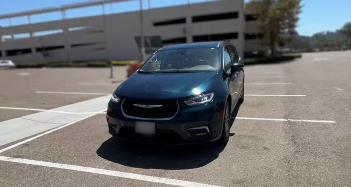 2023 Chrysler Pacifica Hybrid Hybrid Touring L