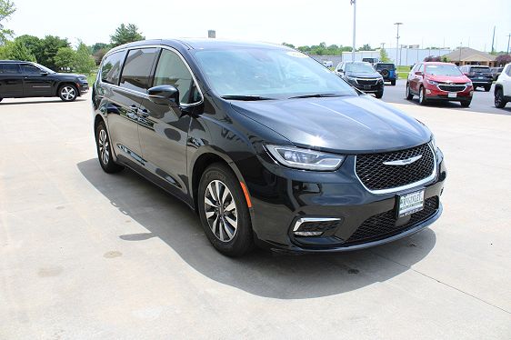 2022 Chrysler Pacifica - 6