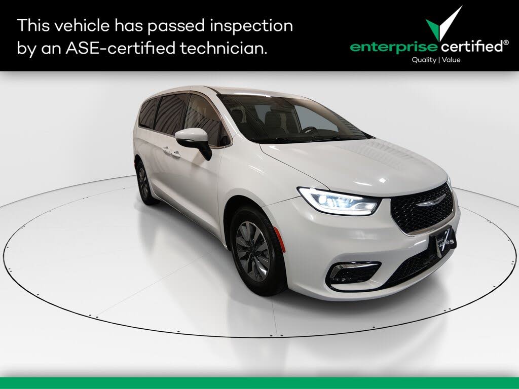 2023 Chrysler Pacifica Plug-In Hybrid Hybrid Touring L