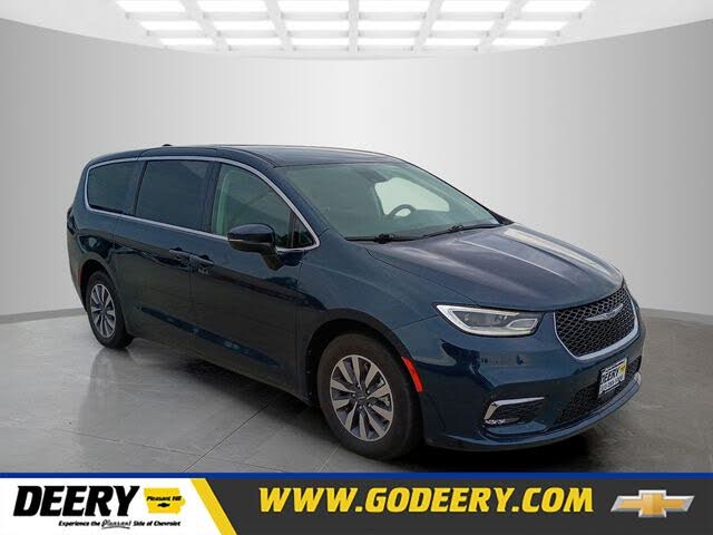 2023 Chrysler Pacifica Plug-In Hybrid Hybrid Touring L