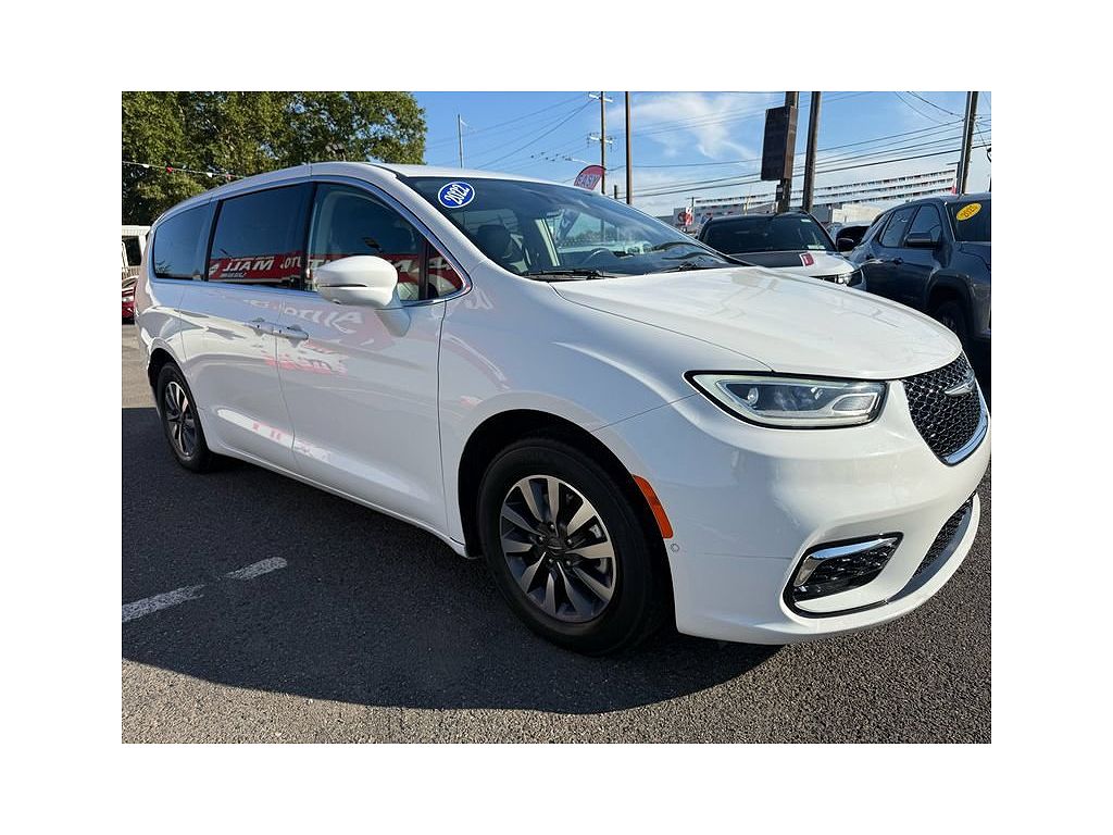 2022 Chrysler Pacifica Hybrid Touring L
