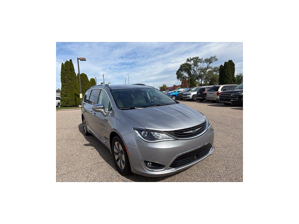 2018 Chrysler Pacifica Hybrid Limited