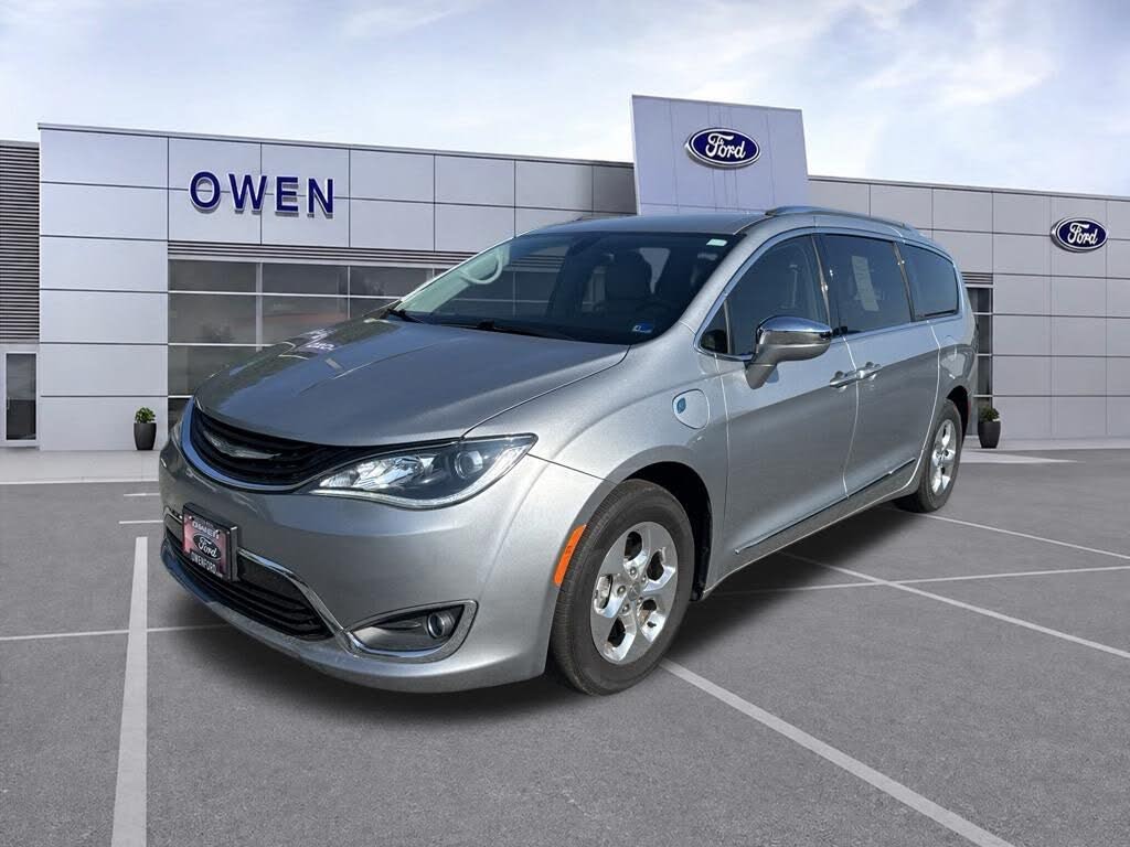 2018 Chrysler Pacifica Hybrid Limited