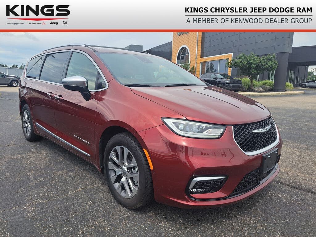 2023 Chrysler Pacifica Plug-In Hybrid Hybrid Pinnacle