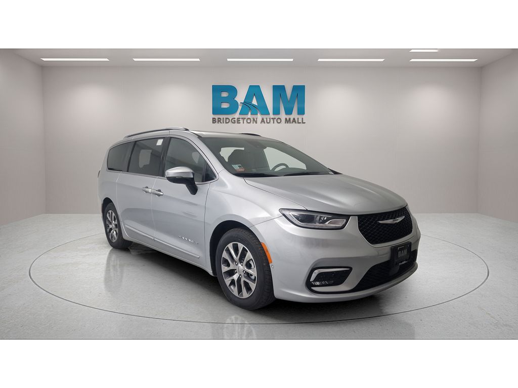 2023 Chrysler Pacifica Hybrid Pinnacle