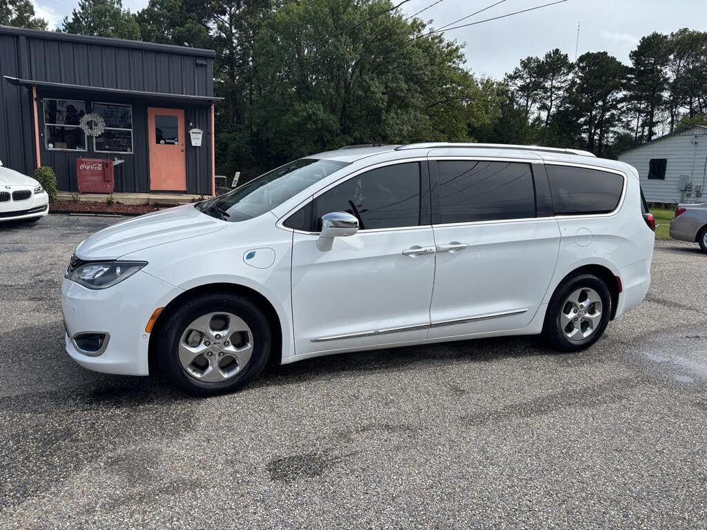 2018 Chrysler Pacifica Hybrid Limited