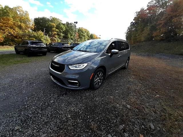 2023 Chrysler Pacifica Plug-In Hybrid Pinnacle