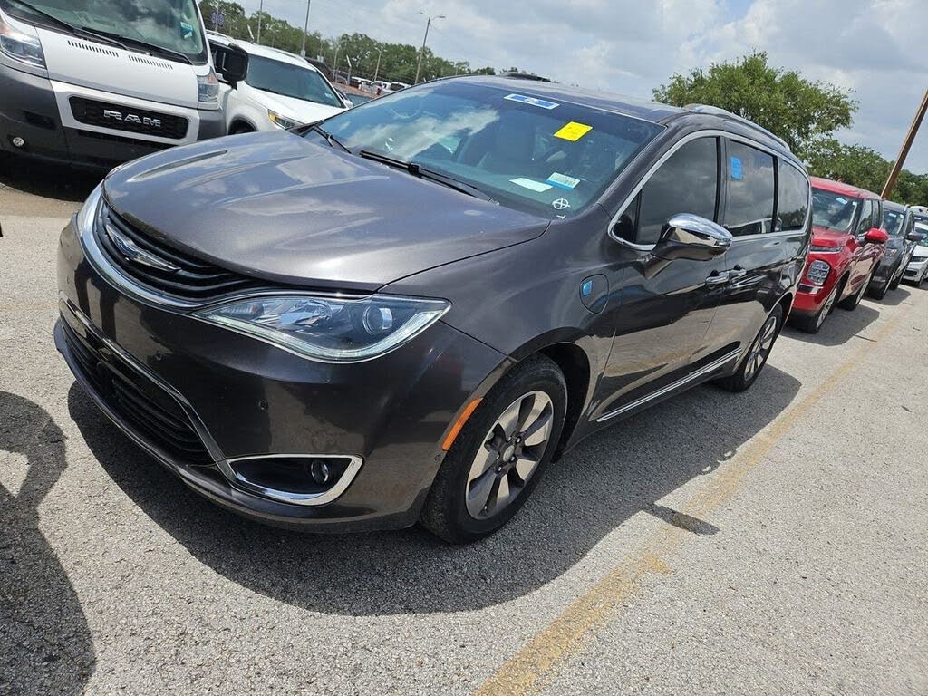 2018 Chrysler Pacifica Hybrid Limited