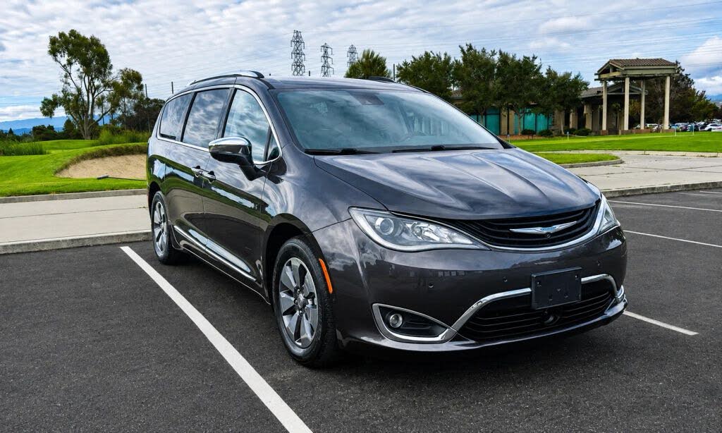 2018 Chrysler Pacifica Hybrid Limited