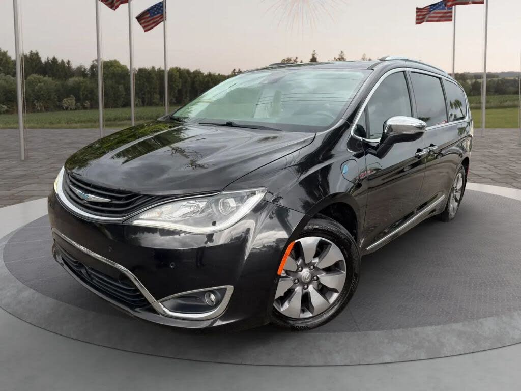 2019 Chrysler Pacifica Hybrid Limited