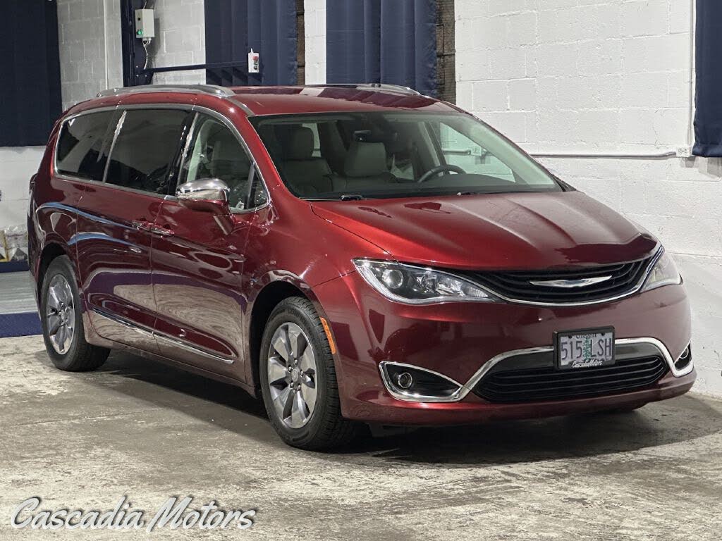 2018 Chrysler Pacifica Hybrid Limited