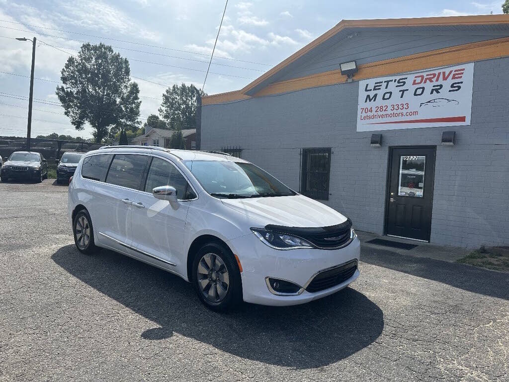 2018 Chrysler Pacifica Hybrid Limited