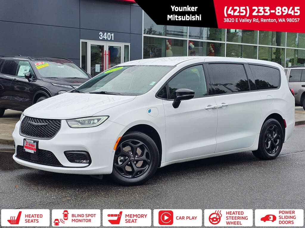 2024 Chrysler Pacifica Plug-In Hybrid Road Tripper PHEV