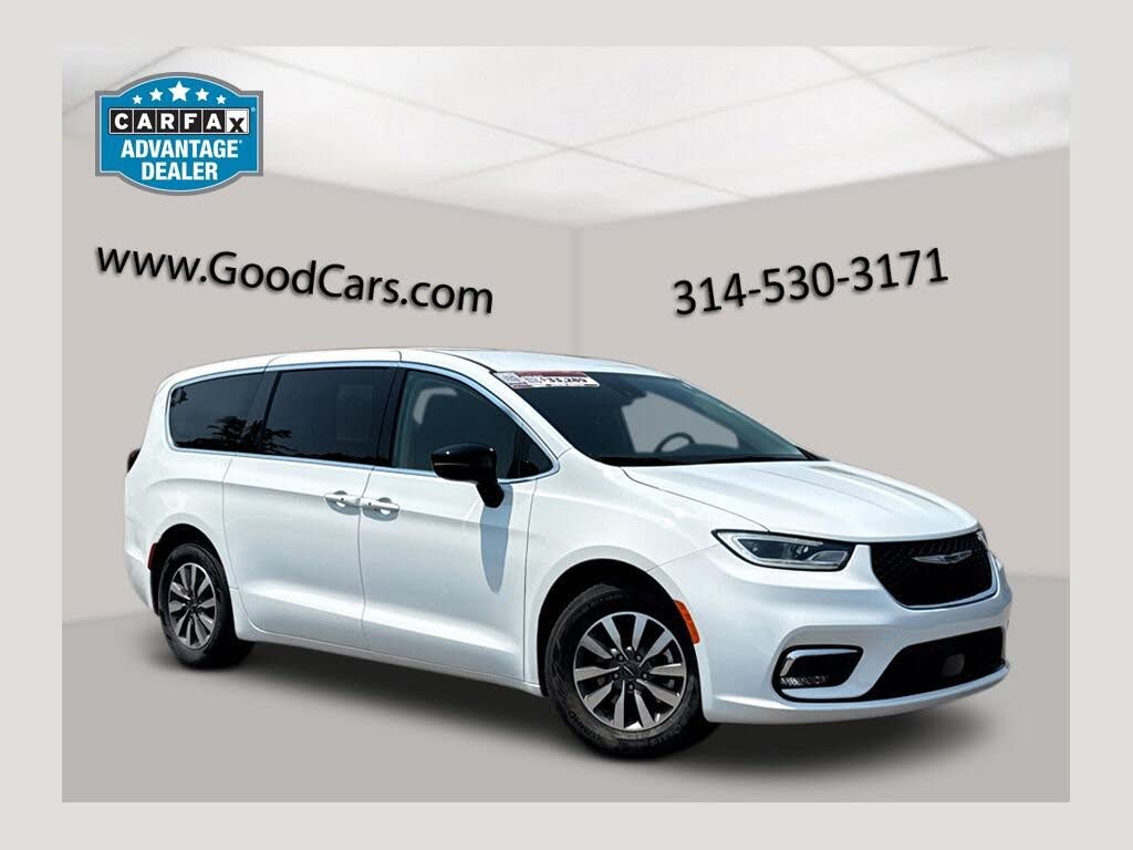 2024 Chrysler Pacifica Plug-In Hybrid Road Tripper PHEV