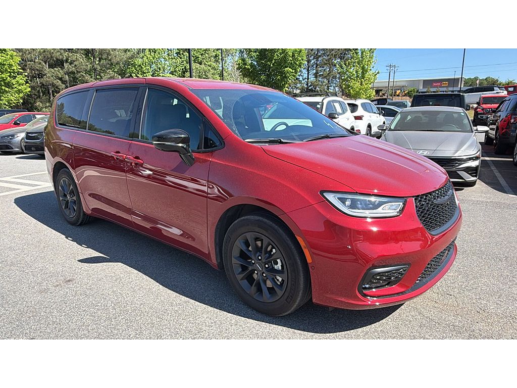 2024 Chrysler Pacifica Plug-In Hybrid Select