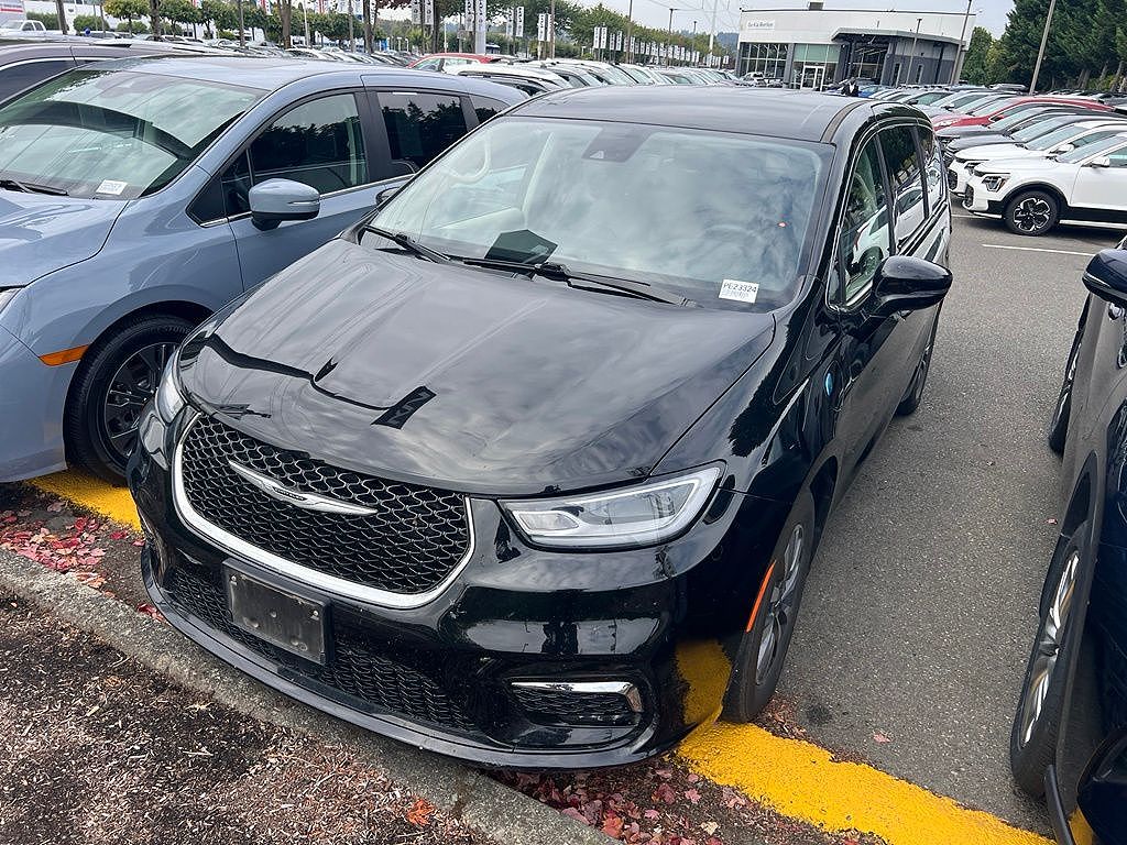 2024 Chrysler Pacifica Plug-In Hybrid Select