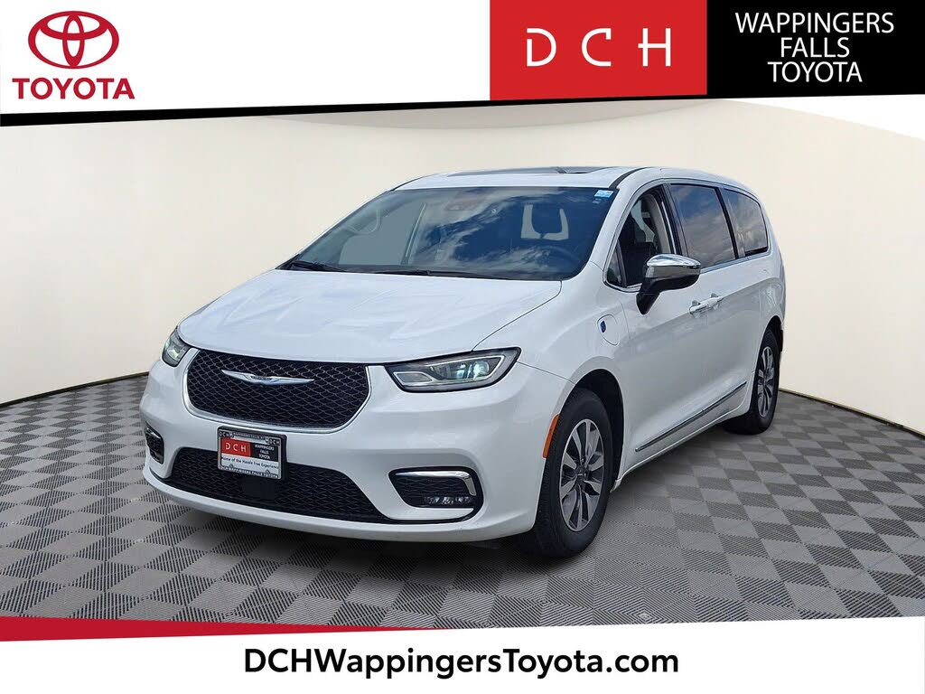 2023 Chrysler Pacifica Plug-In Hybrid Hybrid Limited