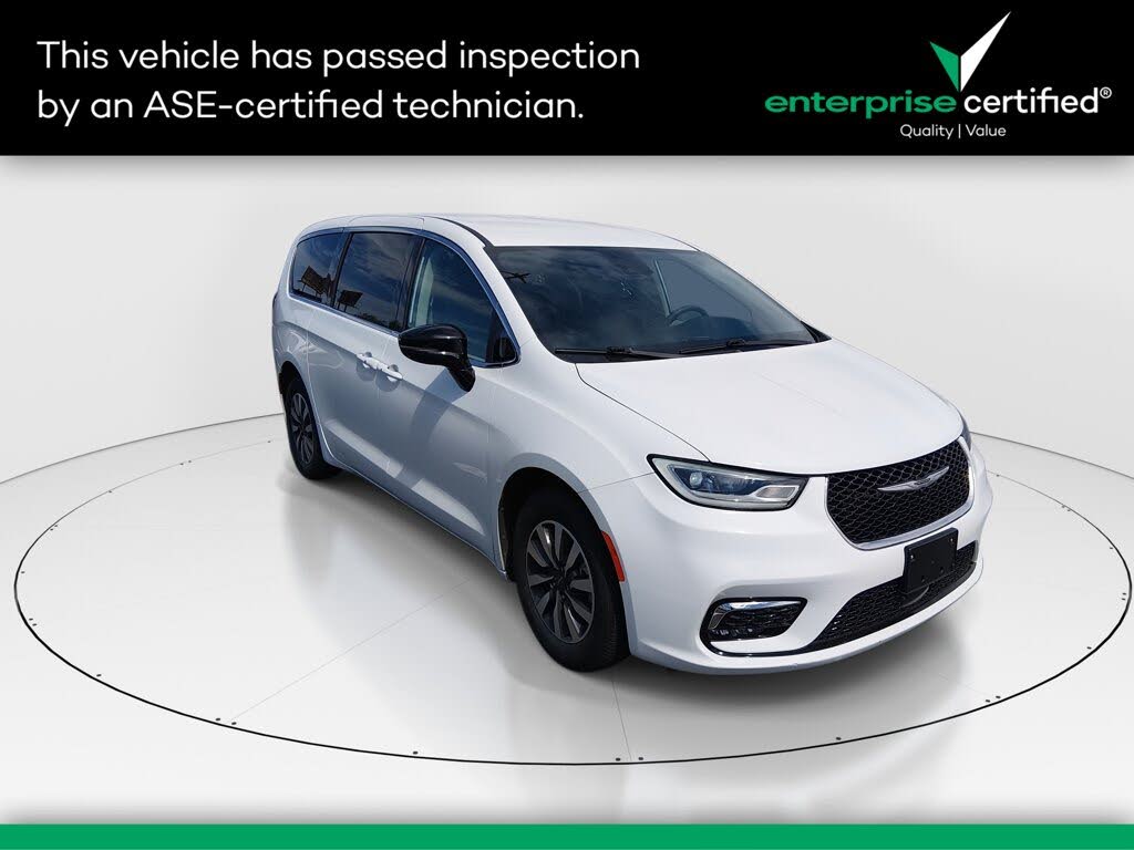 2024 Chrysler Pacifica Plug-In Hybrid Road Tripper PHEV