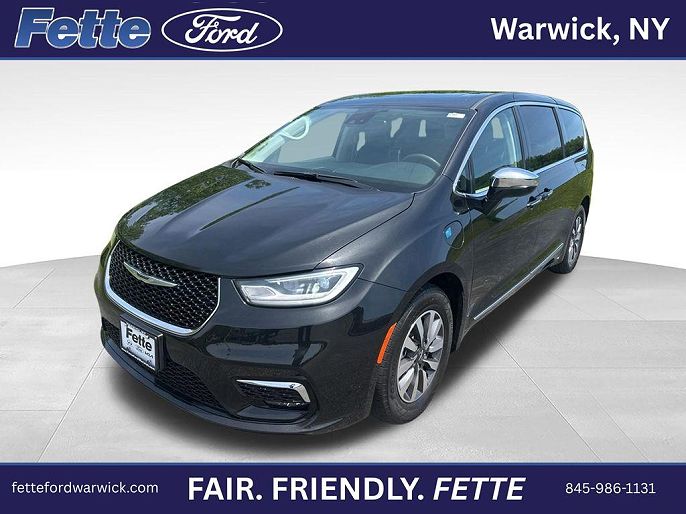 2023 Chrysler Pacifica Plug-In Hybrid Hybrid Limited