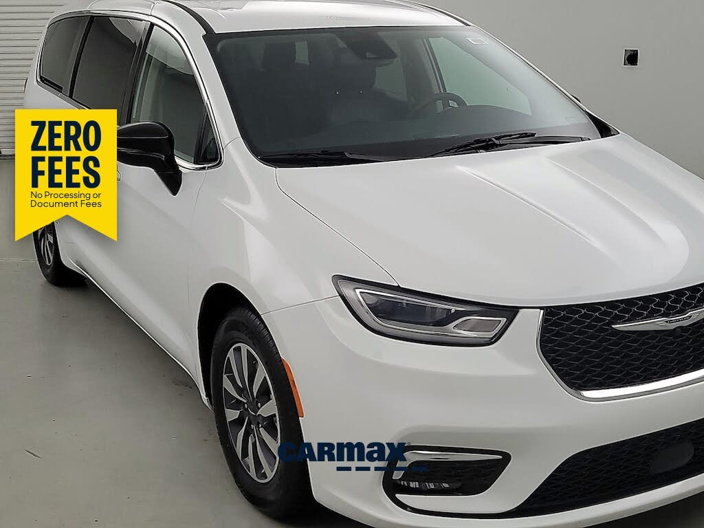2024 Chrysler Pacifica Plug-In Hybrid Road Tripper PHEV