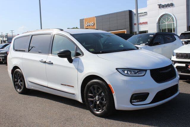 2024 Chrysler Pacifica Plug-In Hybrid Select PHEV