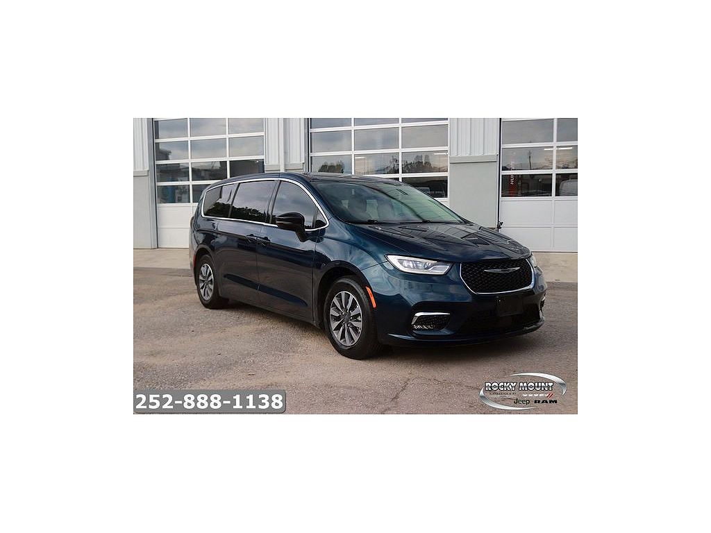 2024 Chrysler Pacifica Hybrid Select